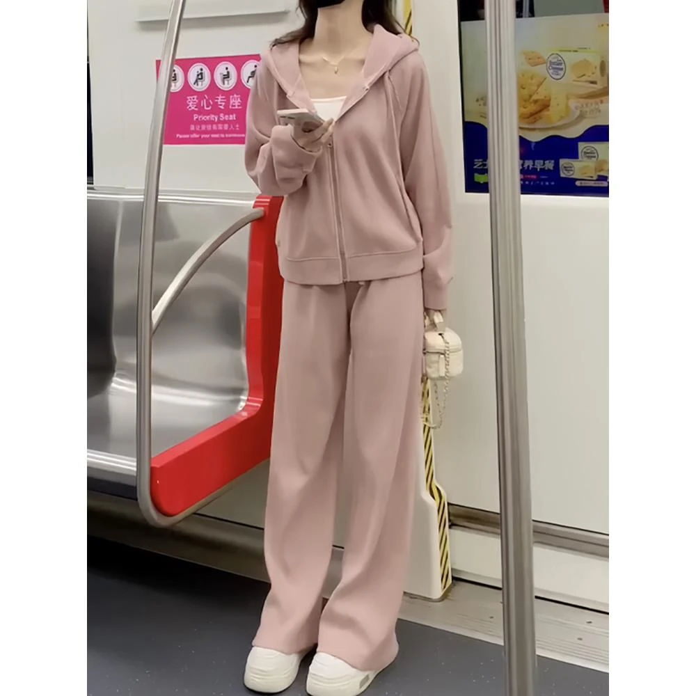 VOCKOO官方采购产品高端减龄春装，全套女性休闲运动运动衫，春装