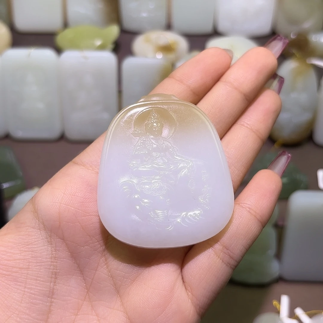 北***北和田玉未镶嵌颈饰
