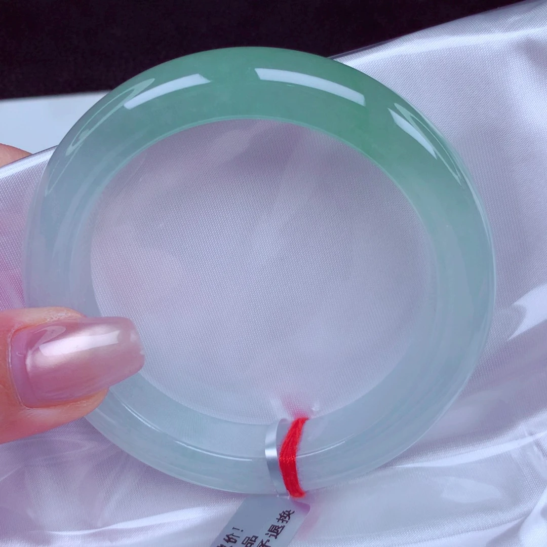 翡翠未镶嵌手镯手镯