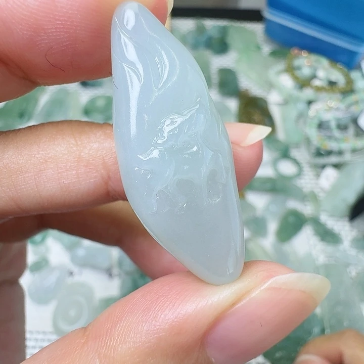 未镶嵌定制翡翠挂件