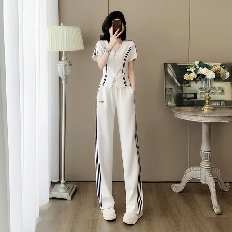 白色短袖休闲时尚套装女夏季显瘦减龄洋气炸街运动阔腿裤两件套