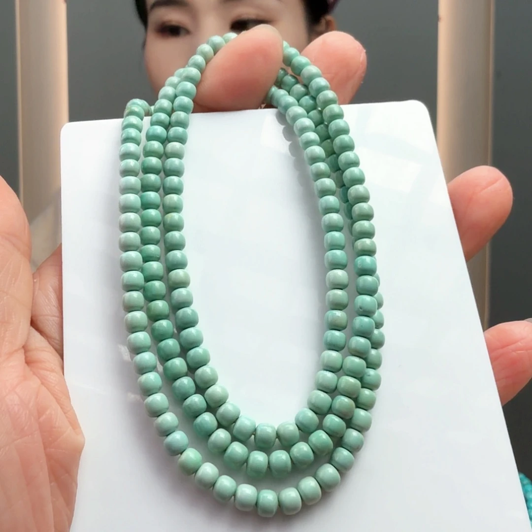 绿松石未镶嵌颈饰