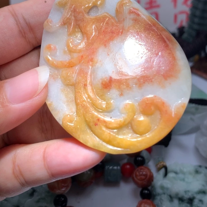 翡翠未镶嵌颈饰保真天然A货翡翠