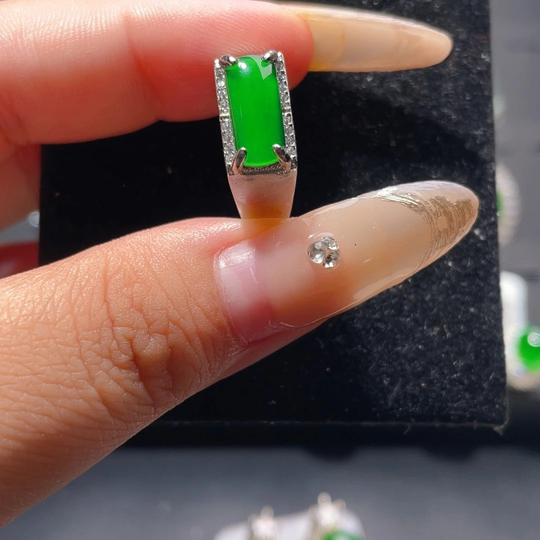 翡翠戒指未镶嵌戒指马鞍