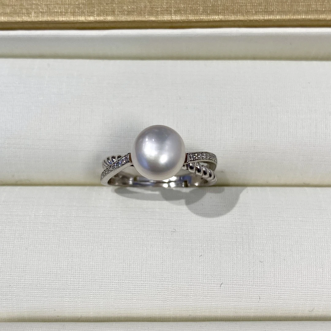 S925银淡水珍珠戒指8.5mm时尚设计款