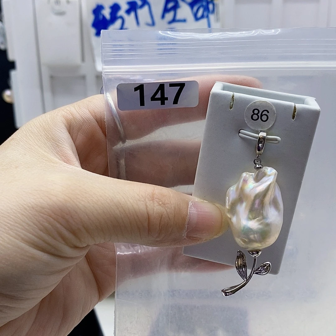 颈饰合金淡水珍珠
