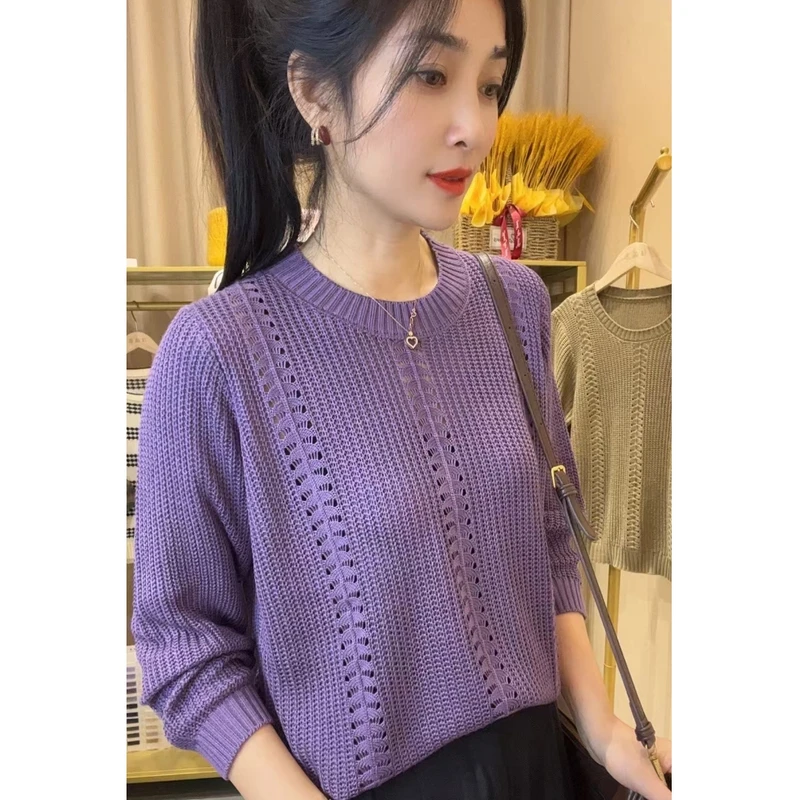 上衣女春秋2025年新款镂空条纹套头圆领针织衫时尚百搭宽松妈妈装