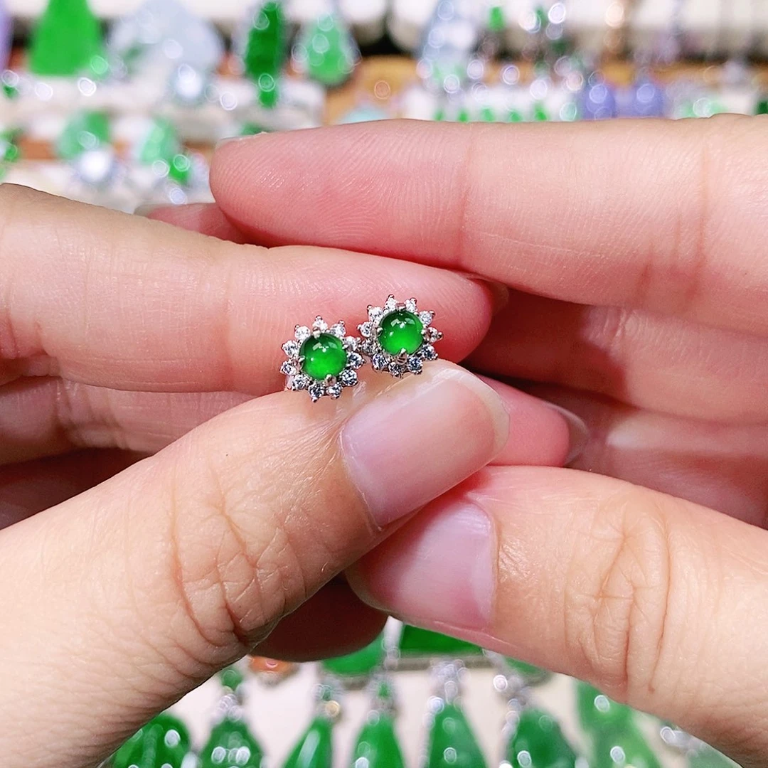 【闪购商品】翡翠挂件未镶嵌裸石