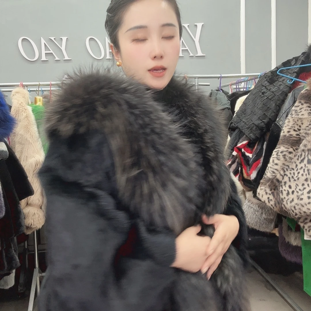 姚小妖家高端皮草