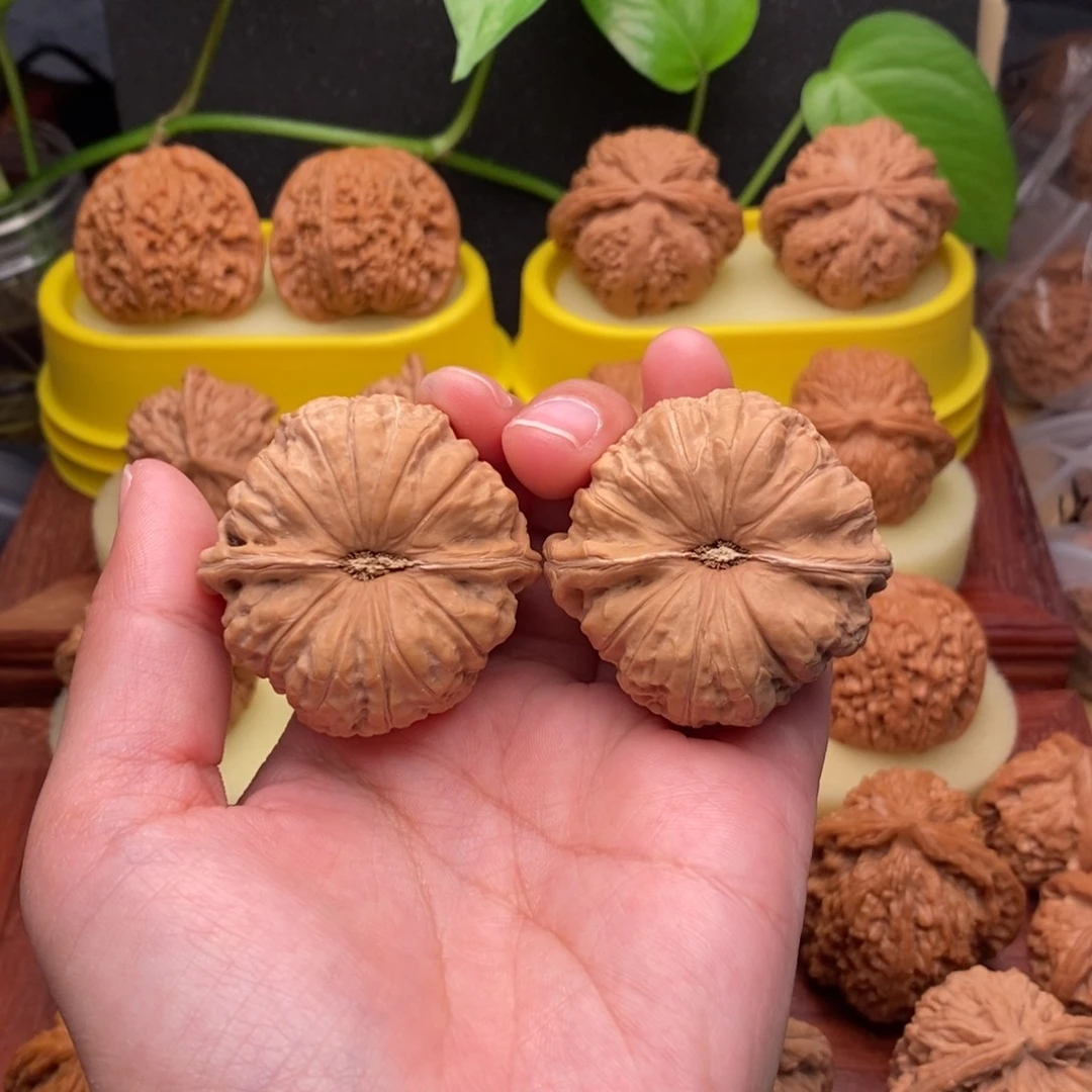 把件文玩核桃Z***J43“毕业”大南瓜