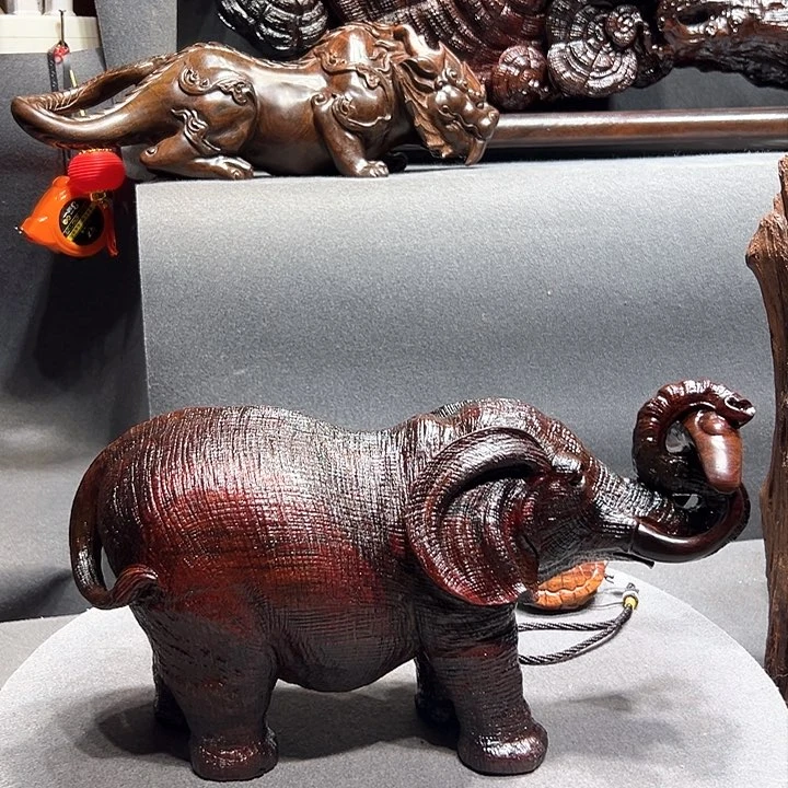 木纯手工打造大象