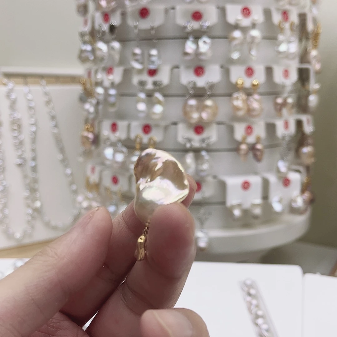 淡水珍珠银S925镶嵌颈饰千**