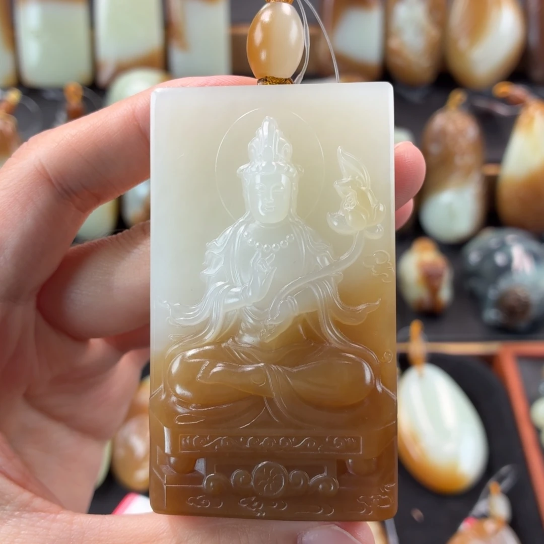 M***m和田玉未镶嵌颈饰