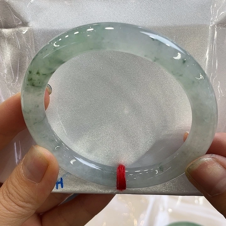 翡翠未镶嵌手镯58.5圆条