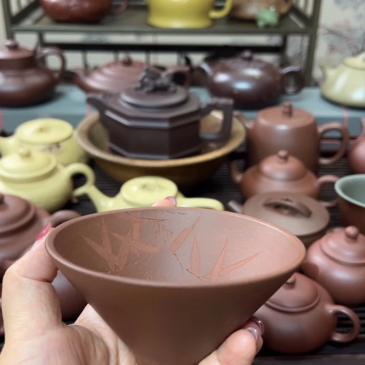 某***人茶壶紫砂宜兴紫砂文化艺术