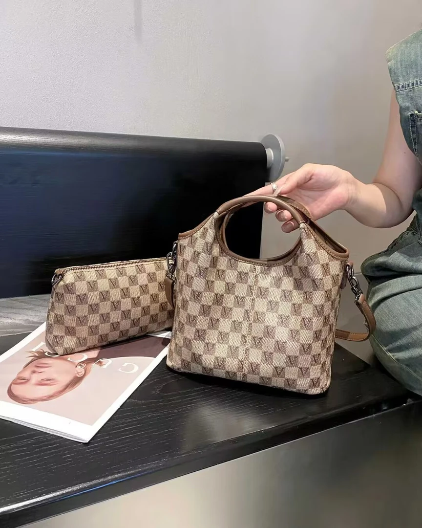 2025新款手提包女士时尚百搭单肩斜挎包轻便休闲菜篮子母子包通勤