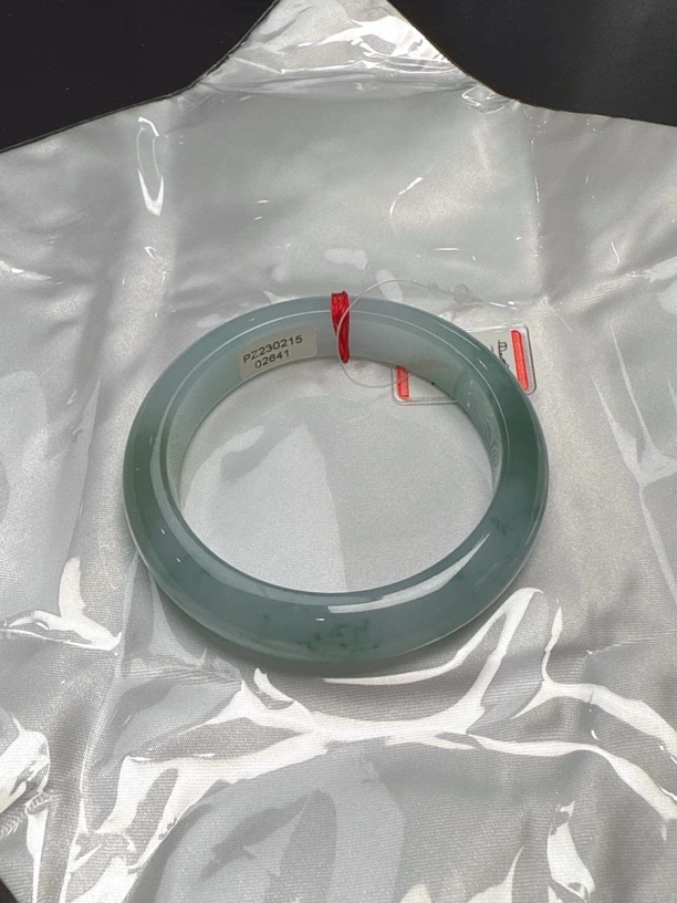 缅甸A货翡翠手镯-56.3
