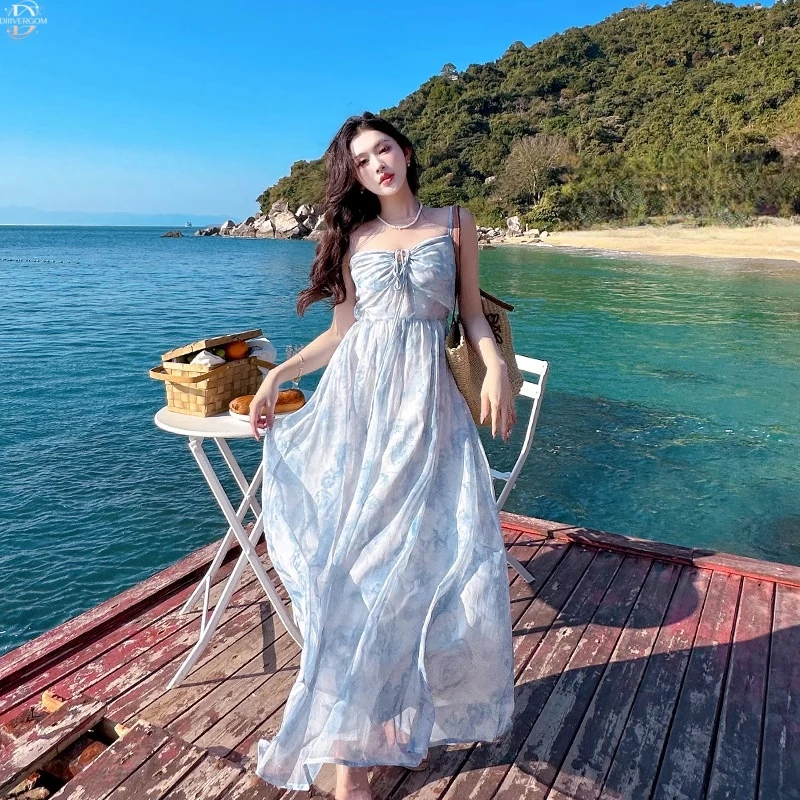 纯欲慵懒风女装海边度假风沙滩裙高级感连衣裙女超仙绝美露背长裙