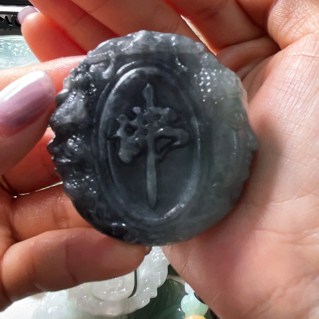 定制翡翠未镶嵌雯***n天然