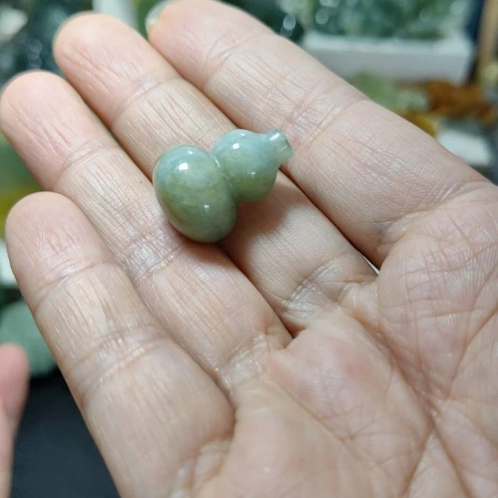 岫玉未镶嵌手串珠子静*