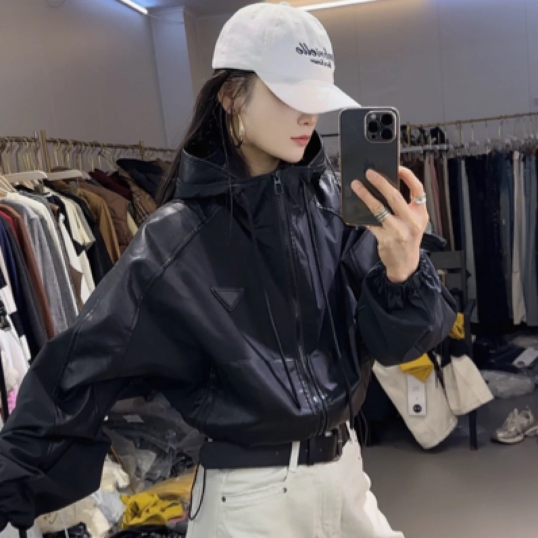 【C度笑笑力推】6921新品时尚潮流设计款蝙蝠袖拼皮短款外套