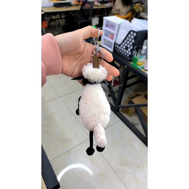 YUSHA/高档白色小羊挂件