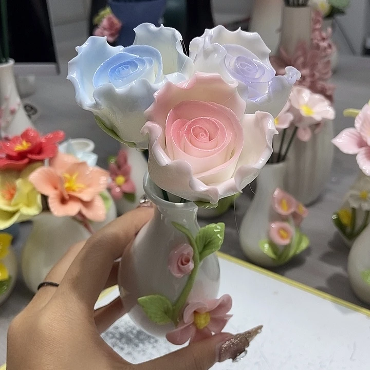 陶瓷纯手工捏花设计