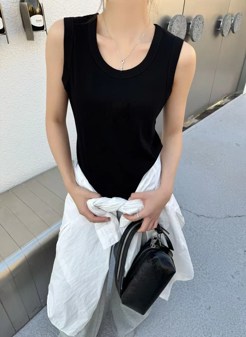 三可家～常规大圆领背心1107衣长54公分左右