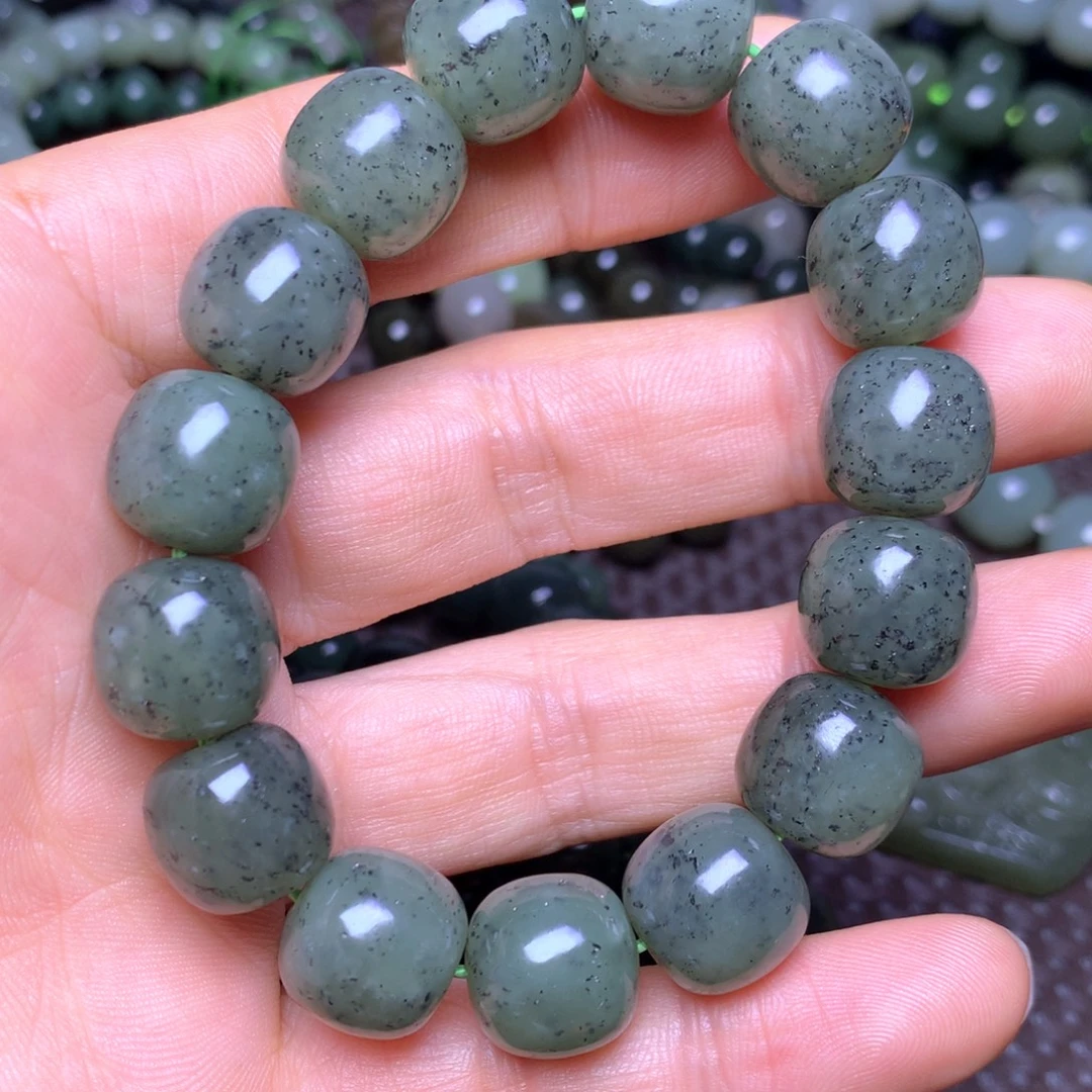 和田玉未镶嵌颈饰14