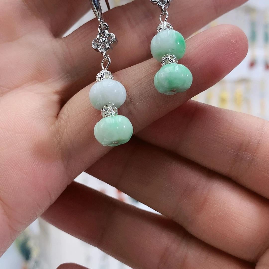 翡翠未镶嵌耳饰6号