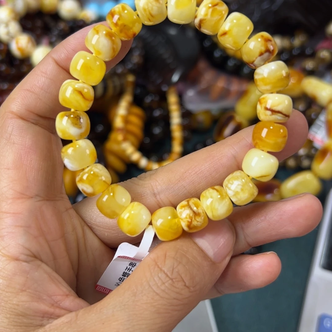 未镶嵌琥珀珠宝奇石854