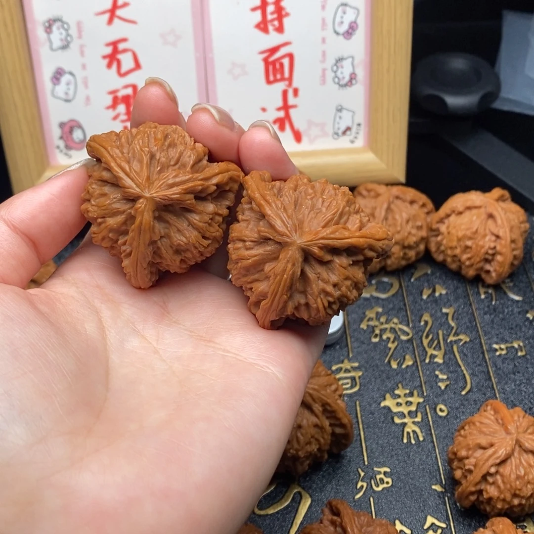 一***狼文玩核桃吊坠白狮11111111111
