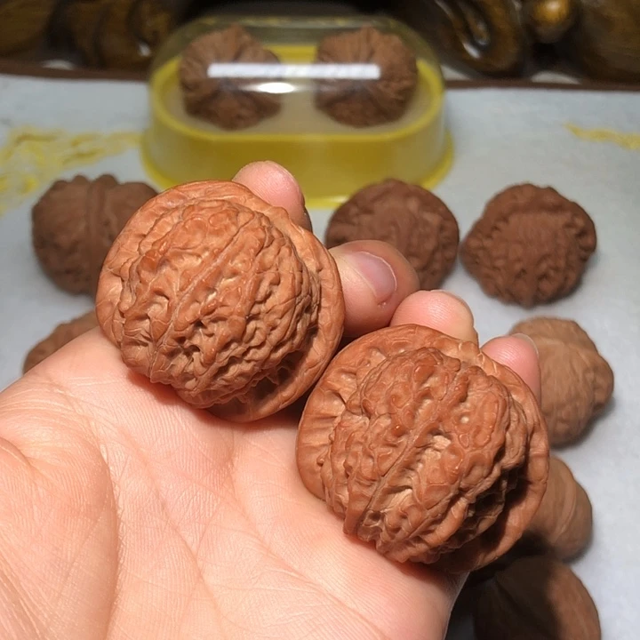 文玩核桃把件38.5血麒麟