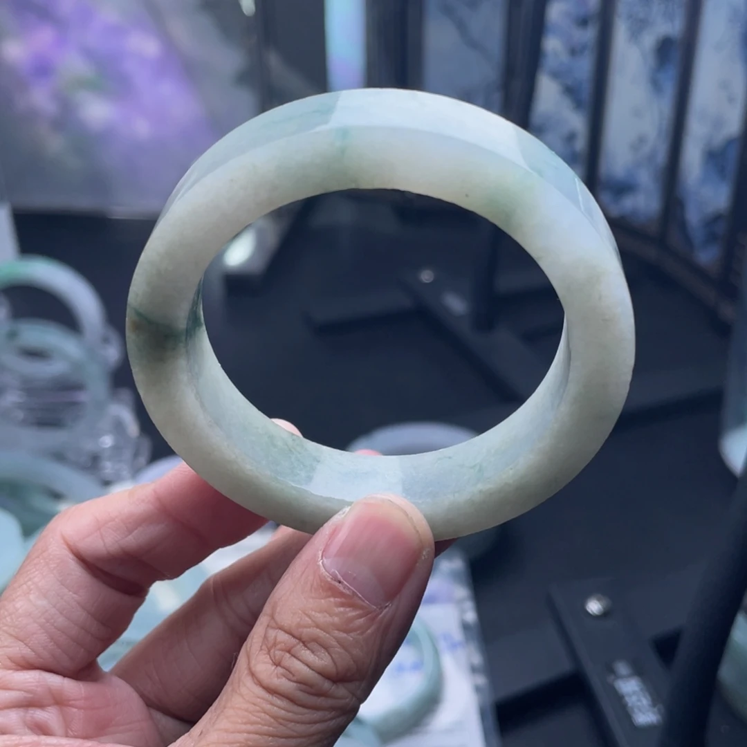 定制翡翠未镶嵌正圈微瑕漏