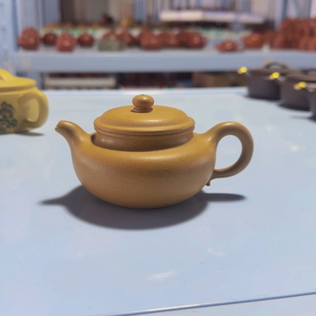 紫砂茶壶黄金段仿古