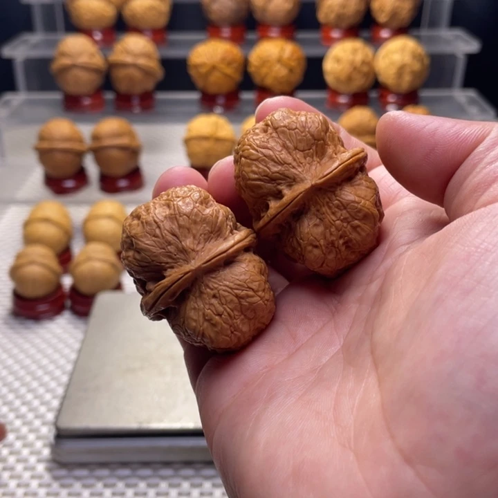 文玩核桃把件11四羊方尊