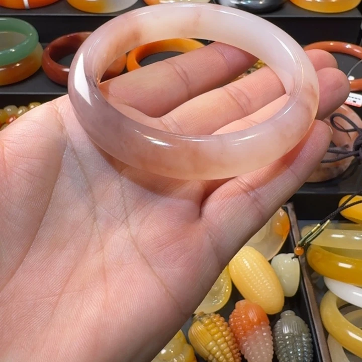 石英质玉（金丝玉）未镶嵌手镯60