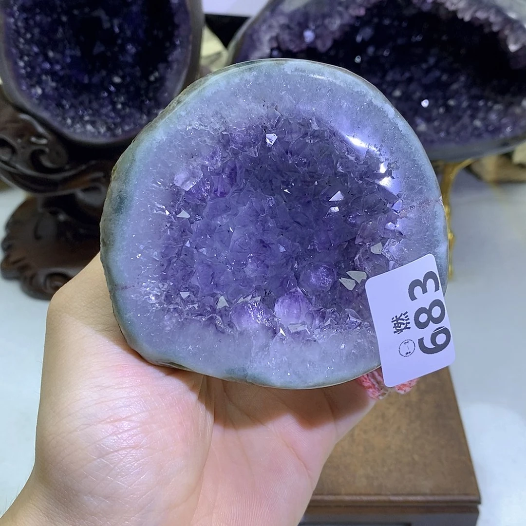 紫晶未镶嵌大型摆件（非配饰）