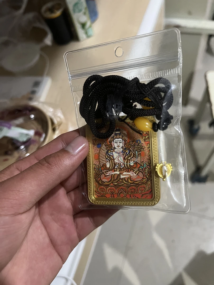 铜合金吊坠 大势至菩萨 小瑕疵 需付绳子钱 运费钱