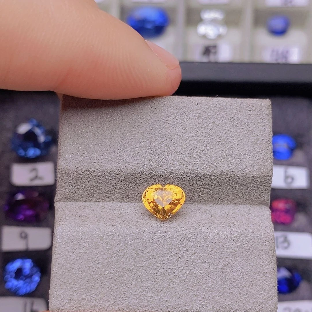 裸石蓝宝石CGRL证书VB金丝雀爱心切1.12ct/0611
