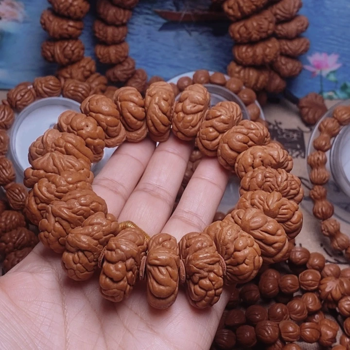 文玩核桃手串龙纹桃核