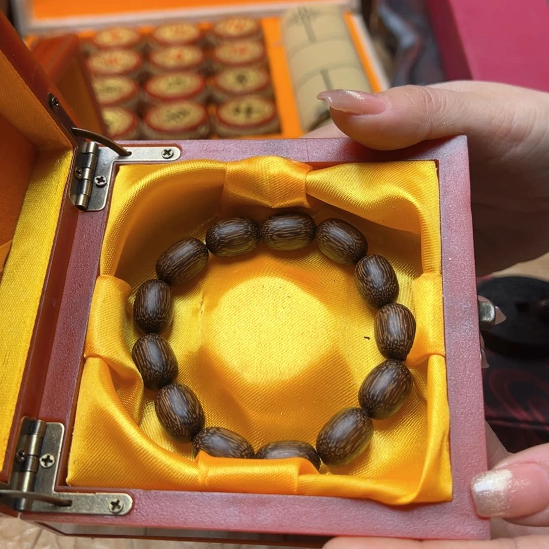 滴血莲花菩提吊坠