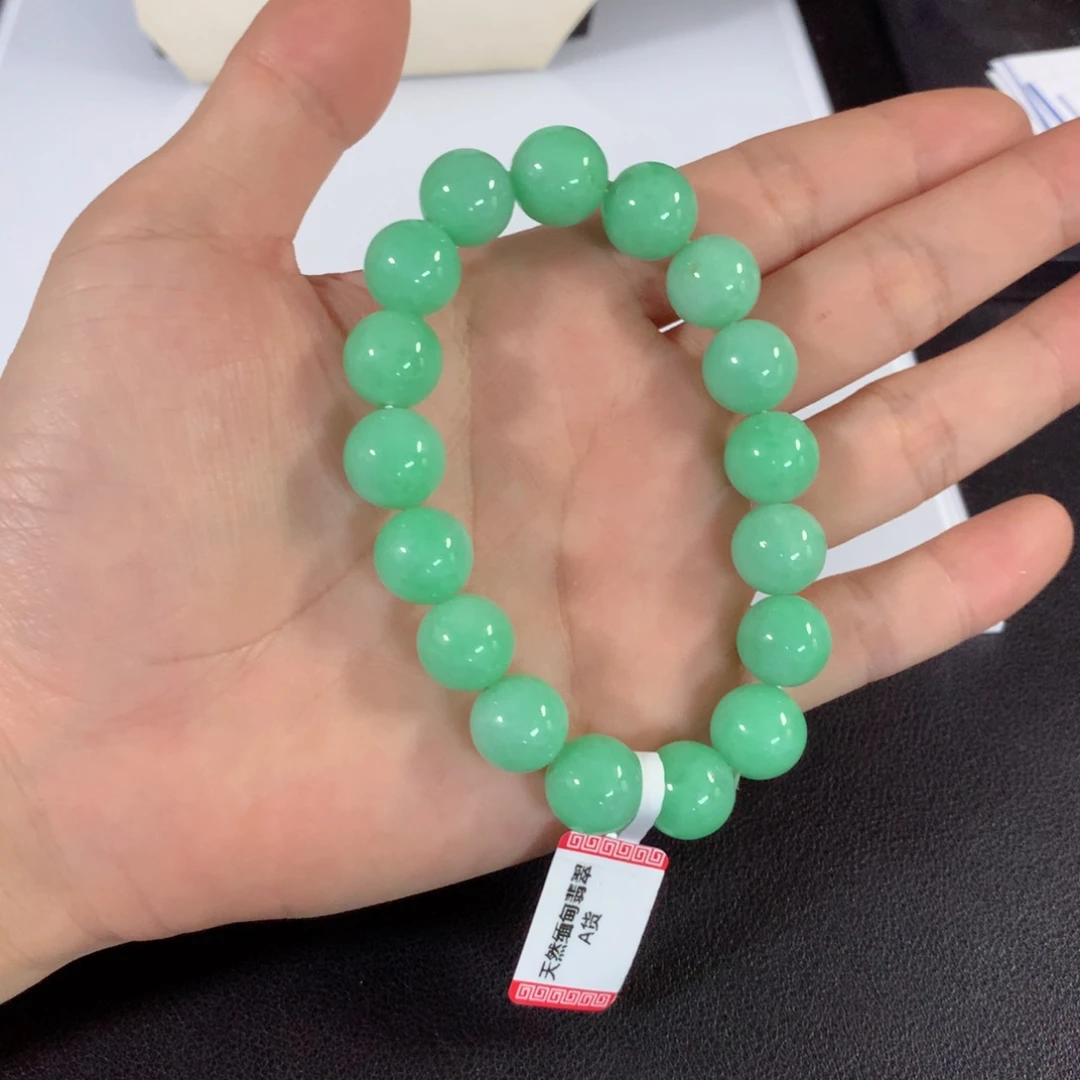 颈饰未镶嵌翡翠手串