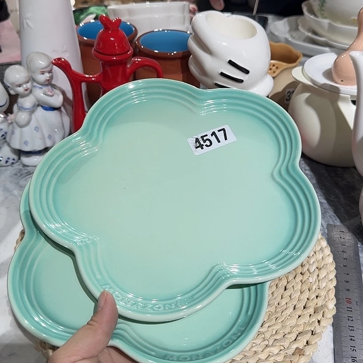 恩***贝瓷片微瑕陶瓷介意慎拍4517