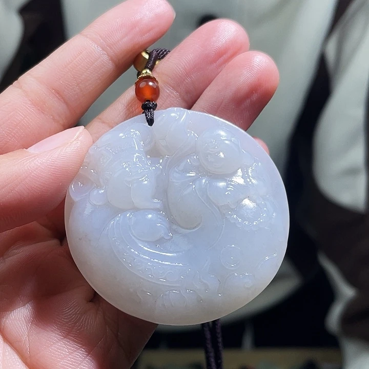 和田玉未镶嵌颈饰多样性