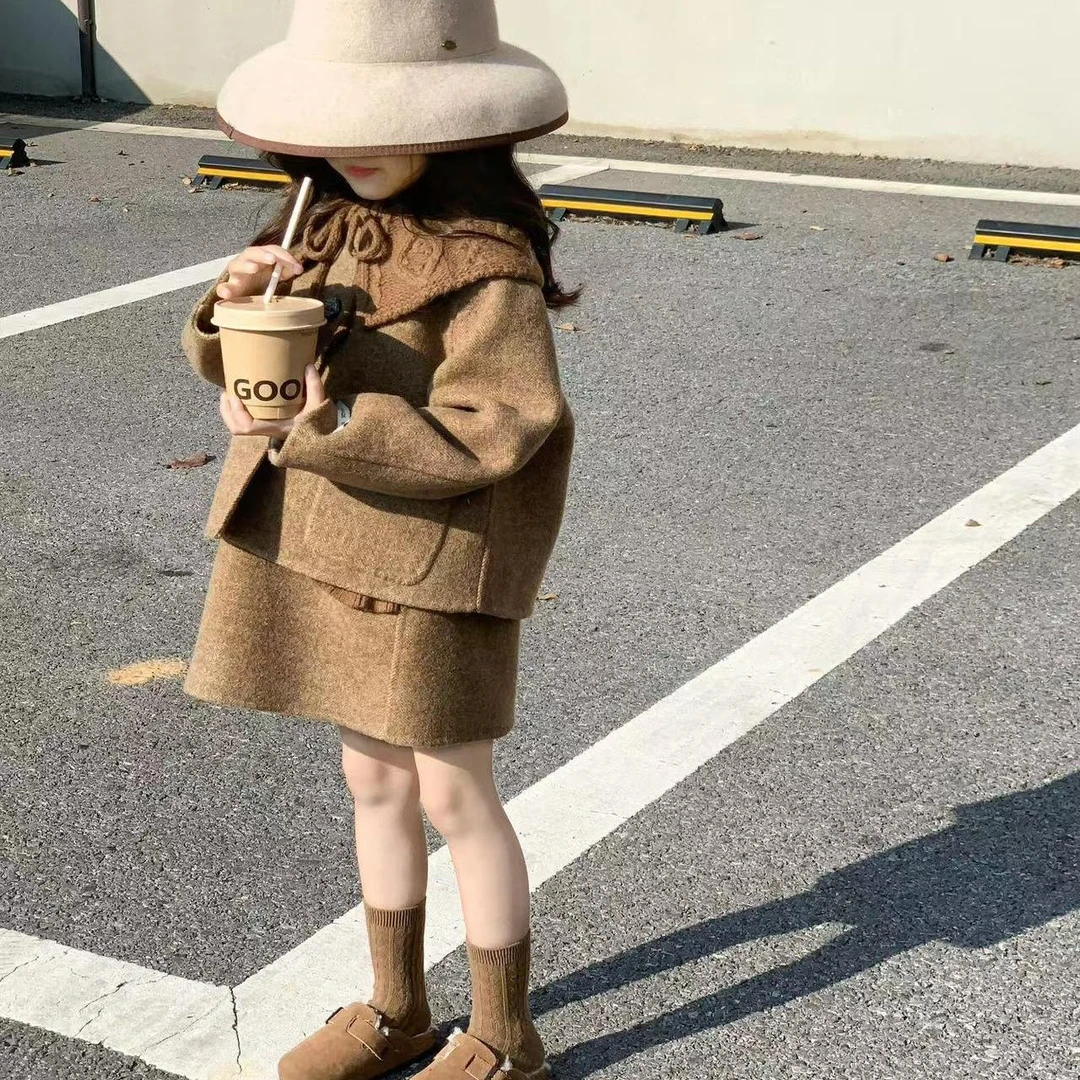 现货）女童小香风套装秋冬洋气儿童棕色外套半身裙子
