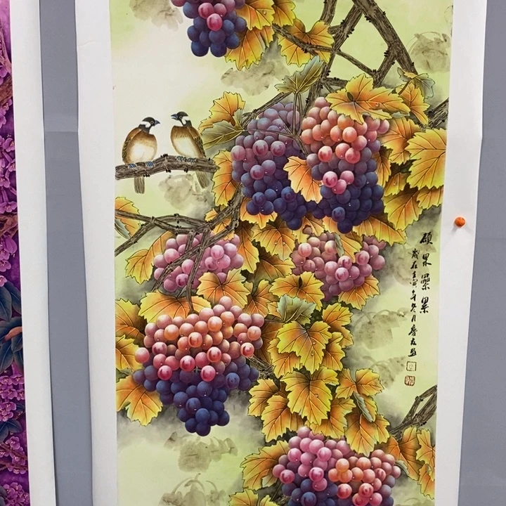 手绘作品等多种形式进行