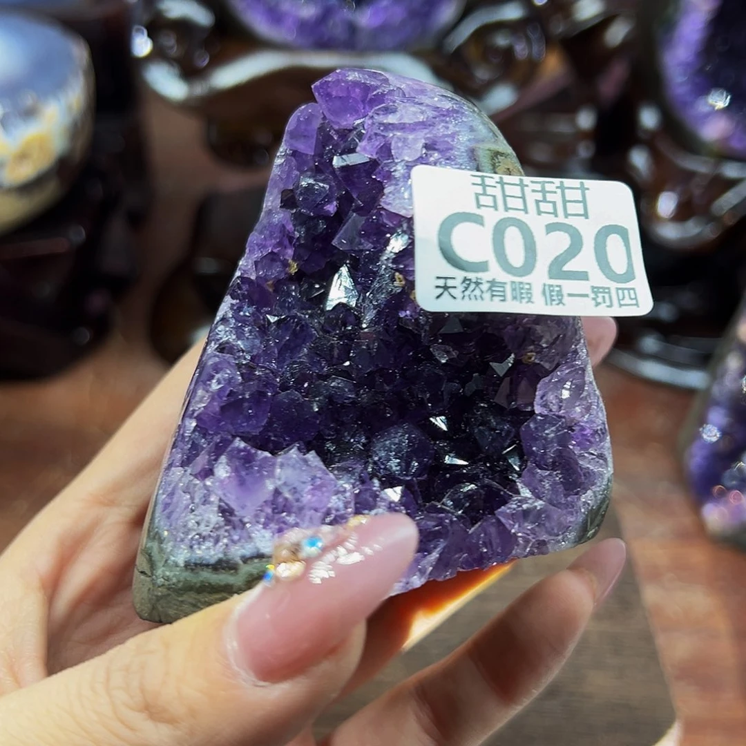 水晶大型摆件未镶嵌