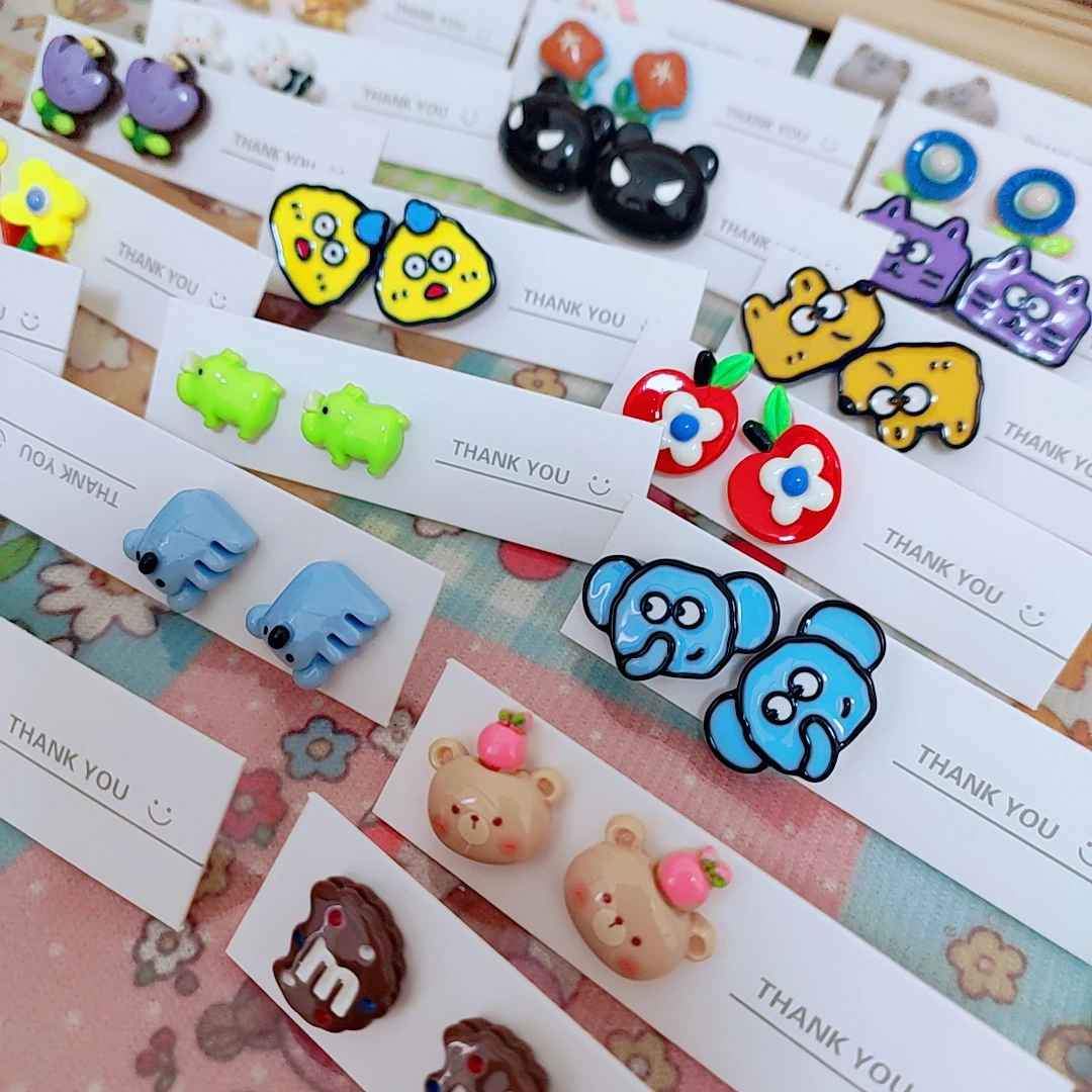 兔兔酱家的耳钉 手机链   公主请下单