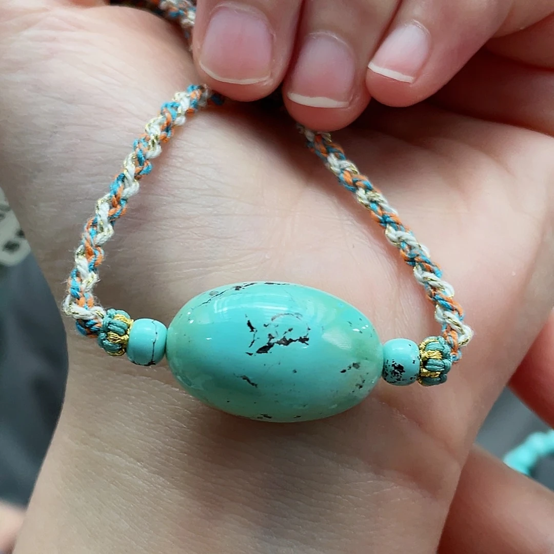 绿松石颈饰未镶嵌